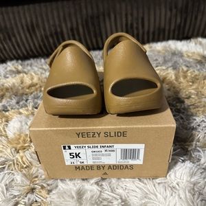 Infant Slides Yeezy